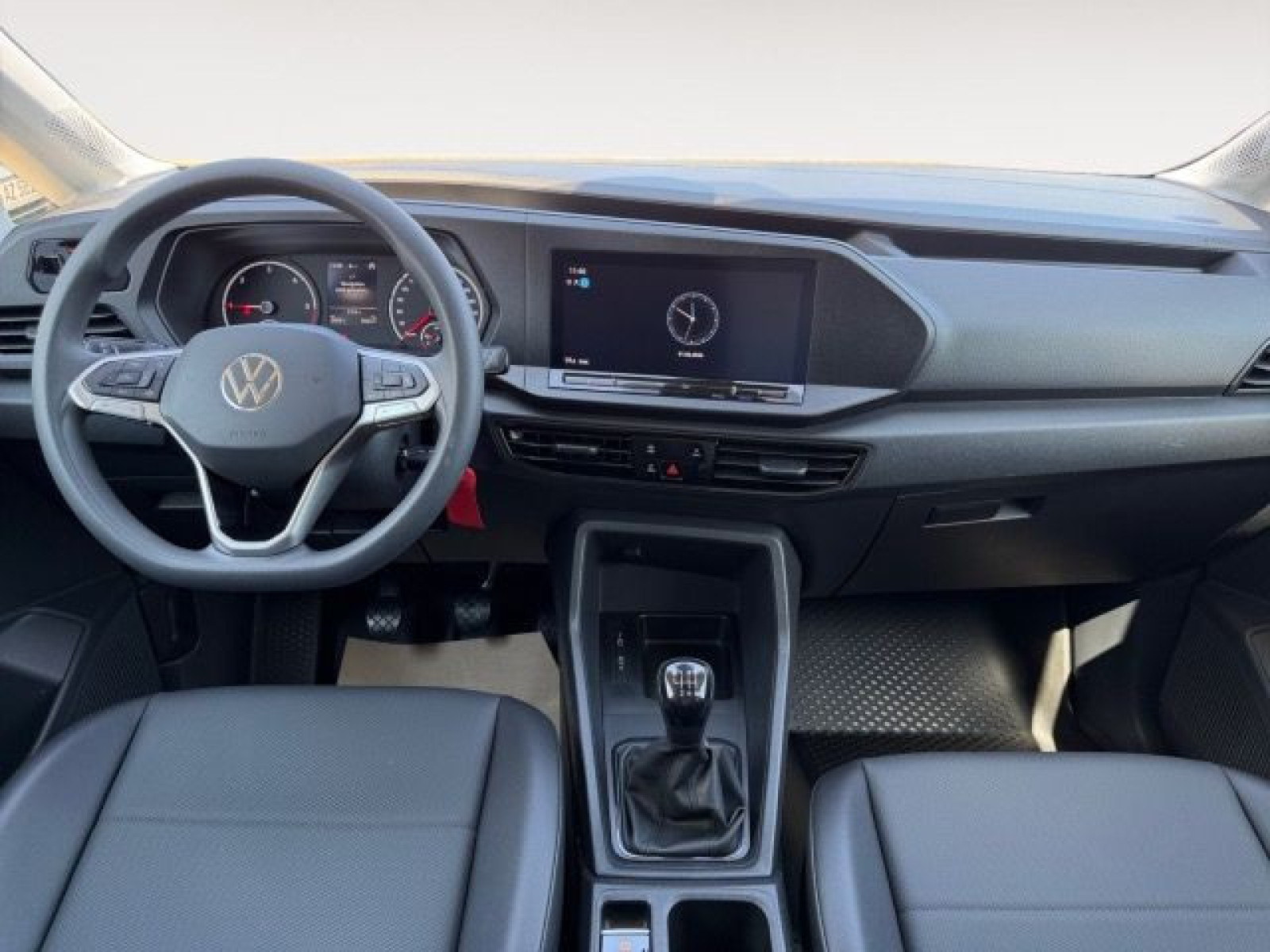 Volkswagen - Caddy Maxi_11
