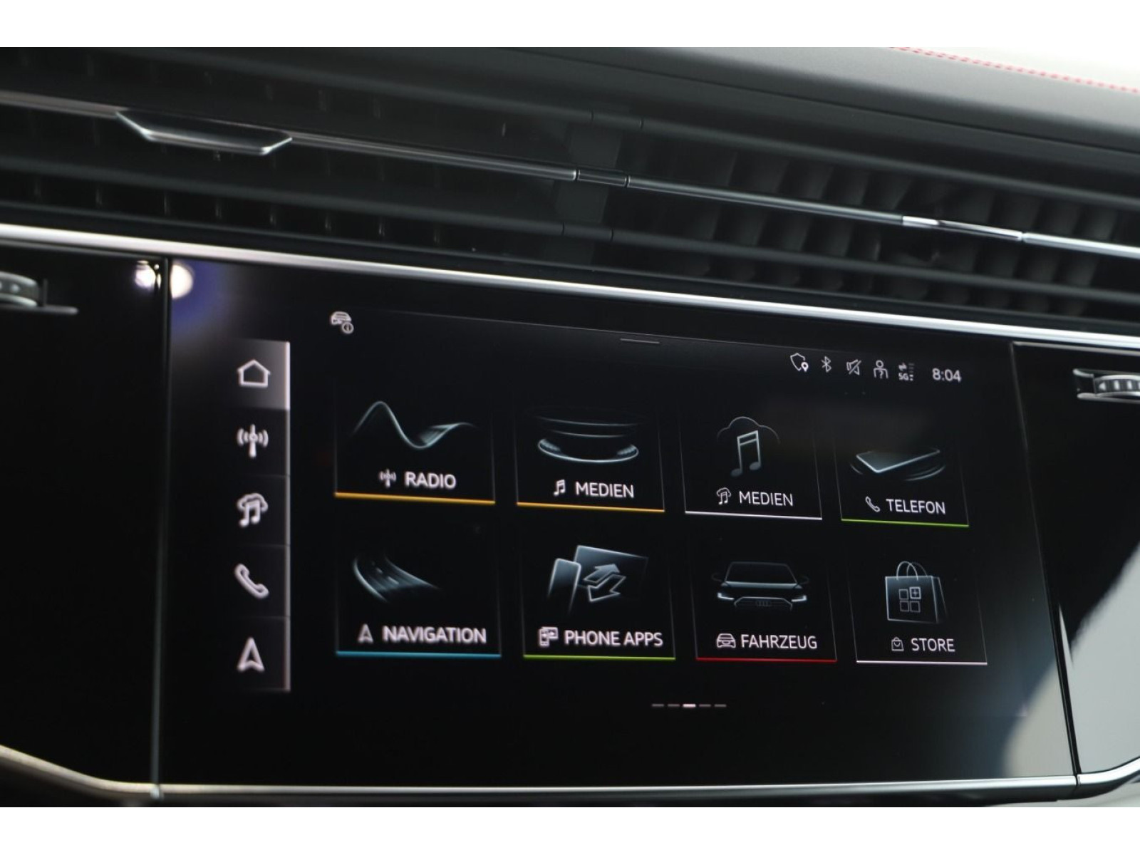 Audi - SQ7_11