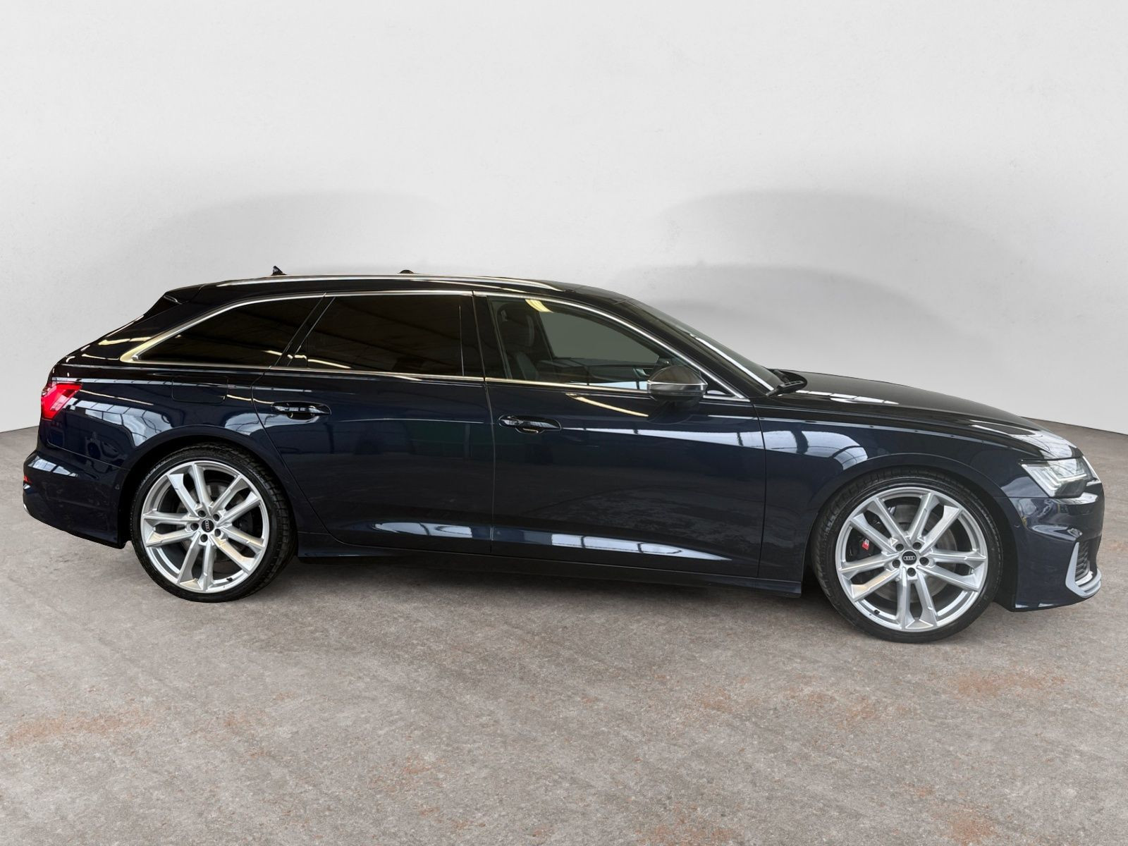Audi - S6 Avant_7