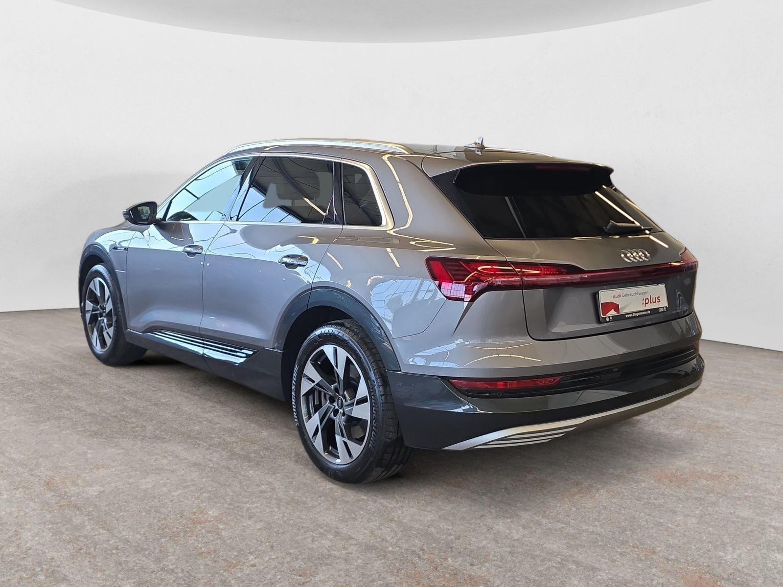 Audi - e-tron_4