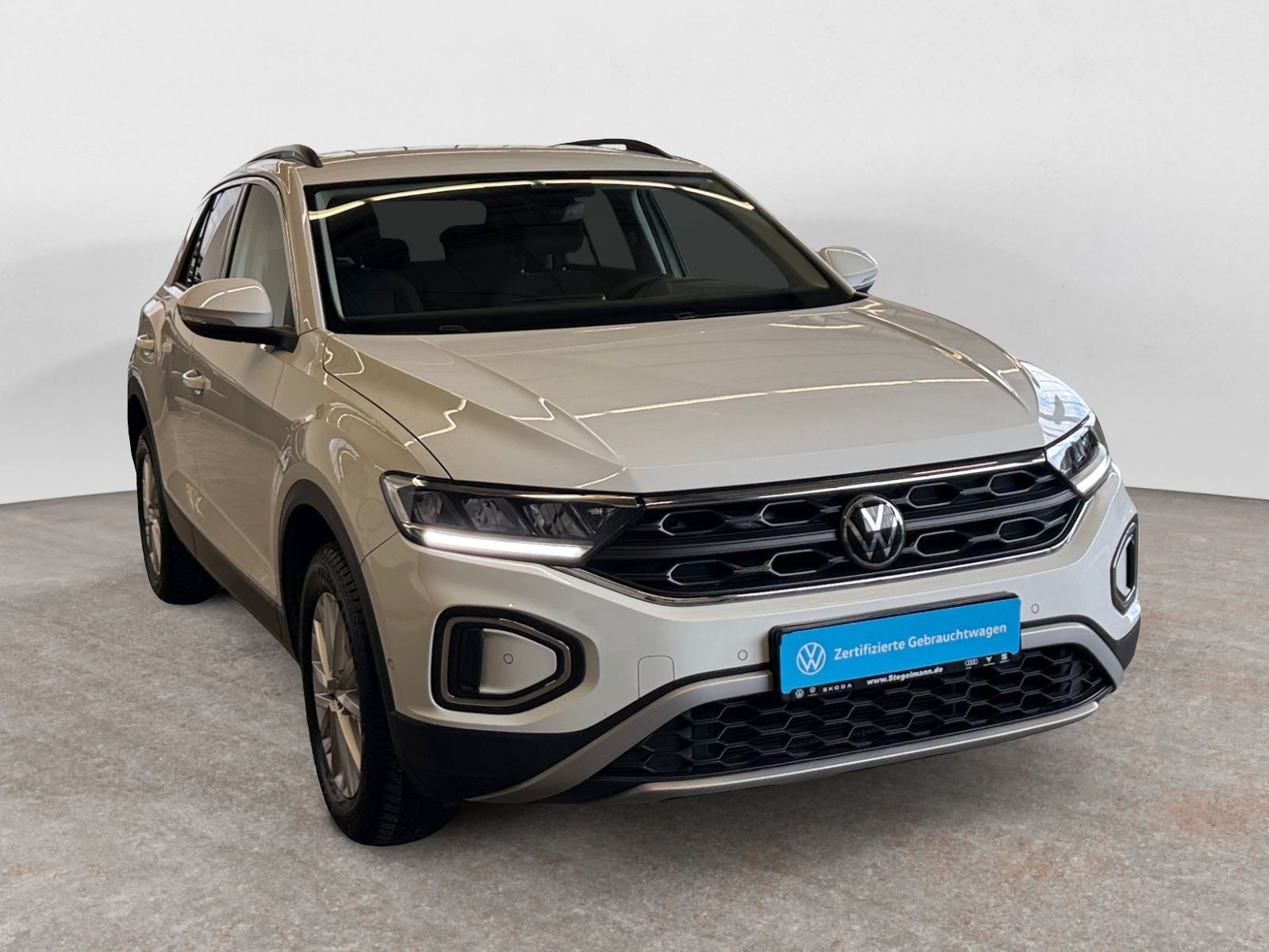 Volkswagen - T-Roc_8