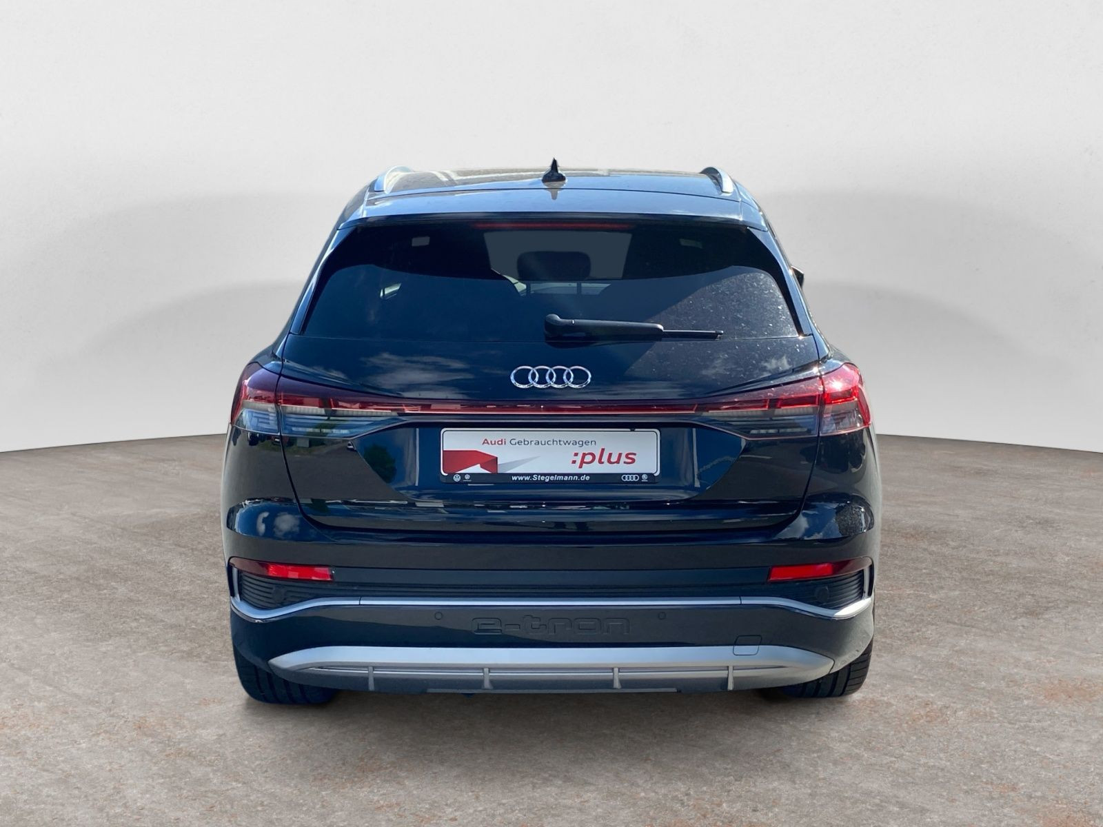 Audi - Q4 e-tron_5
