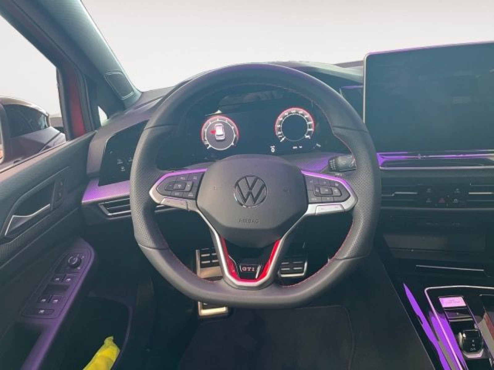 Volkswagen - Golf GTI_12