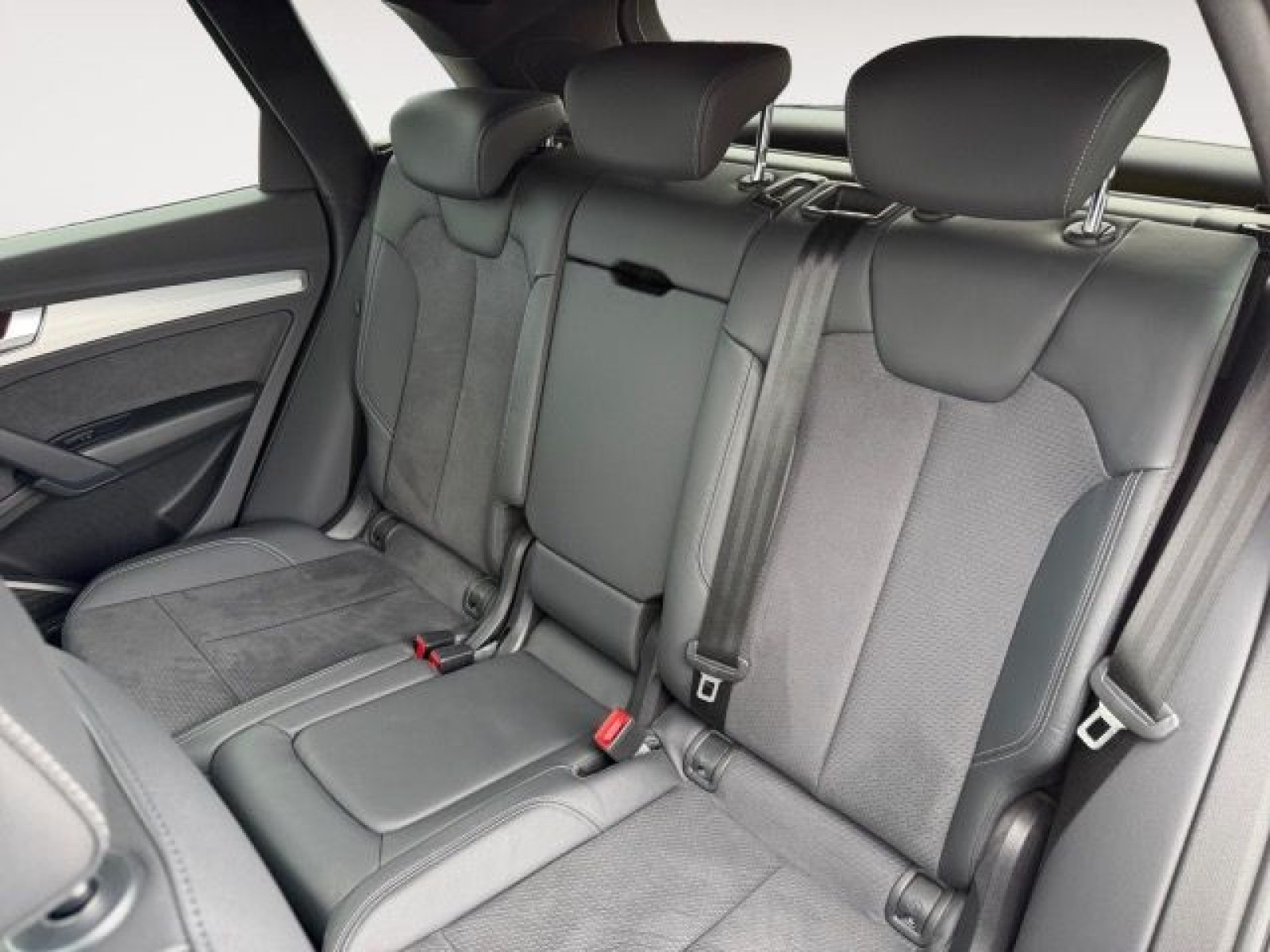 Audi - Q5_14