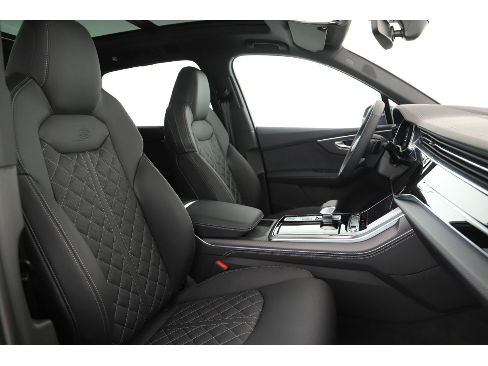 Audi - Q7_9