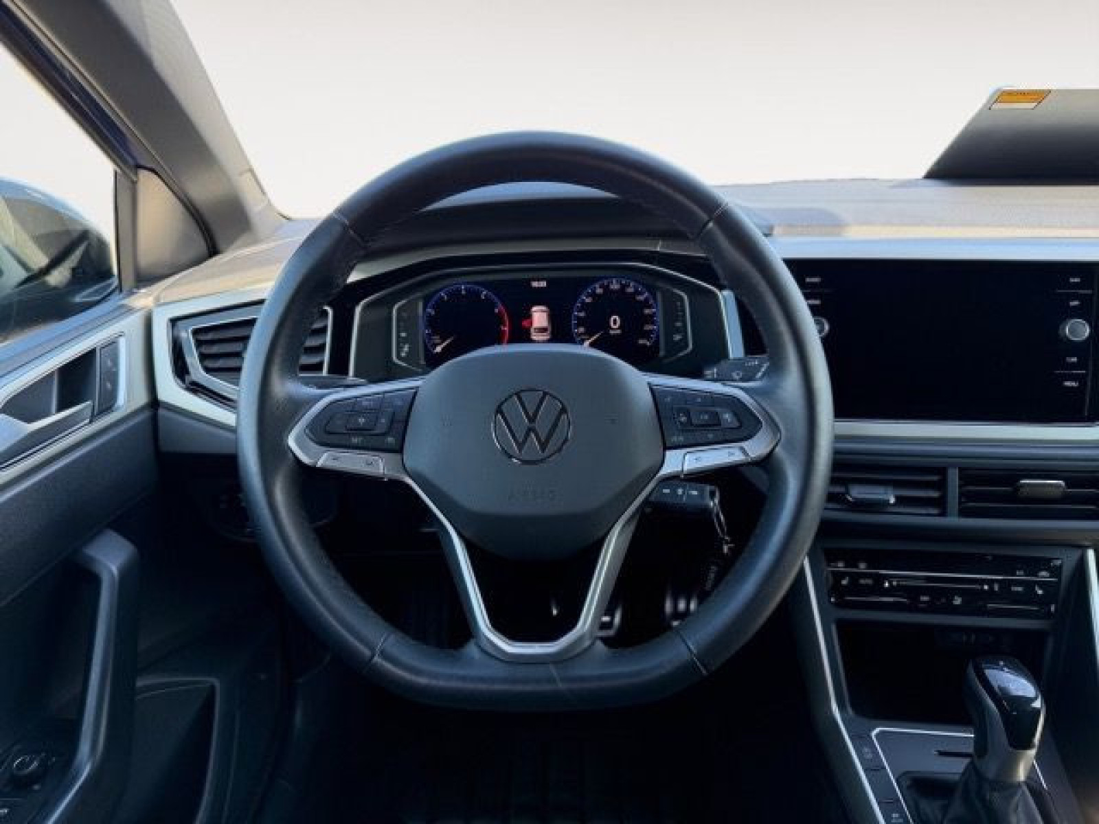 Volkswagen - Taigo_12
