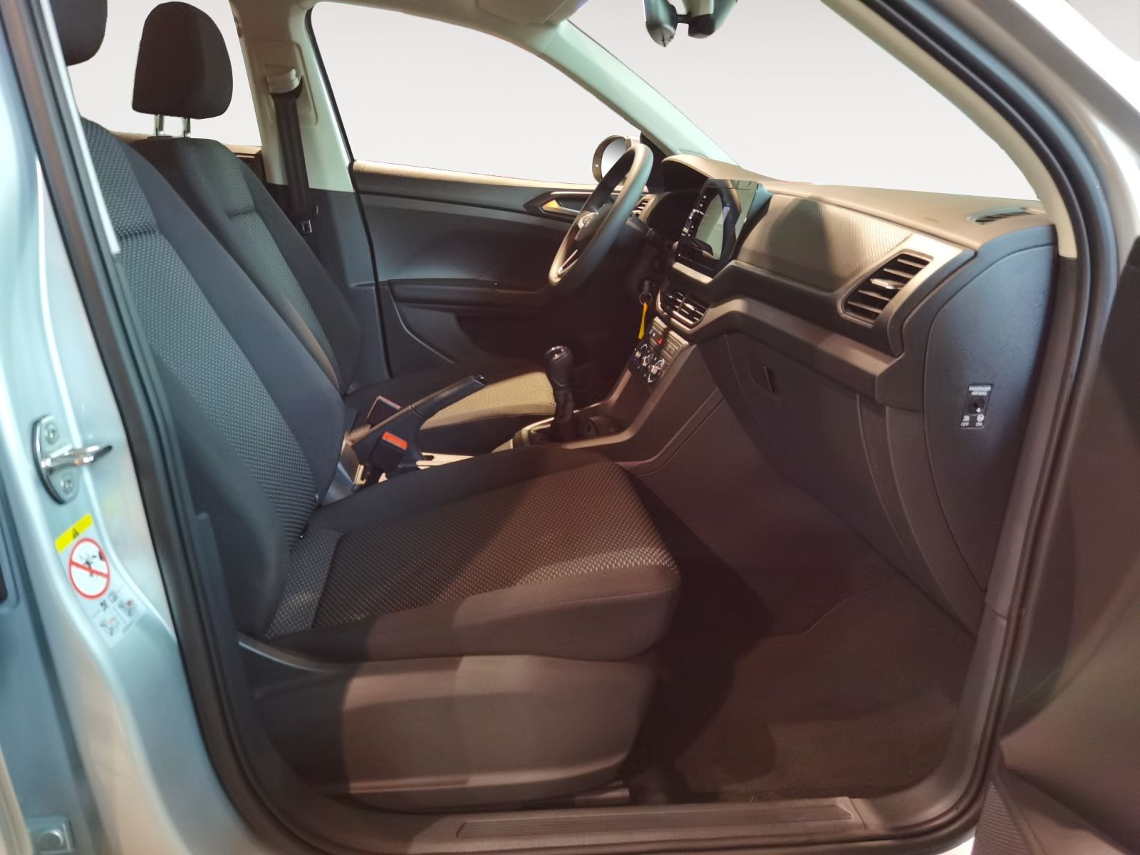 Volkswagen - T-Cross_16