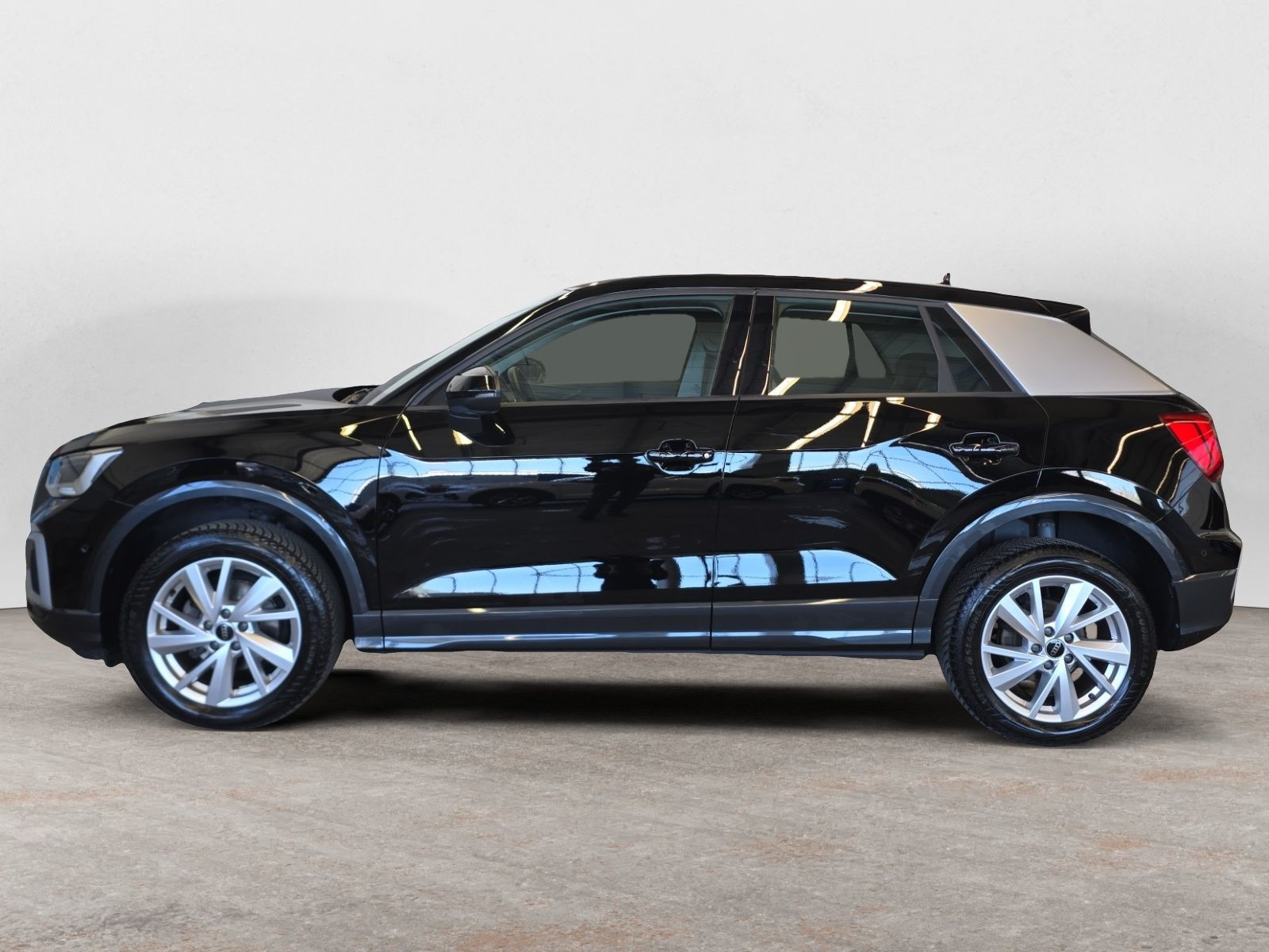 Audi - Q2_3