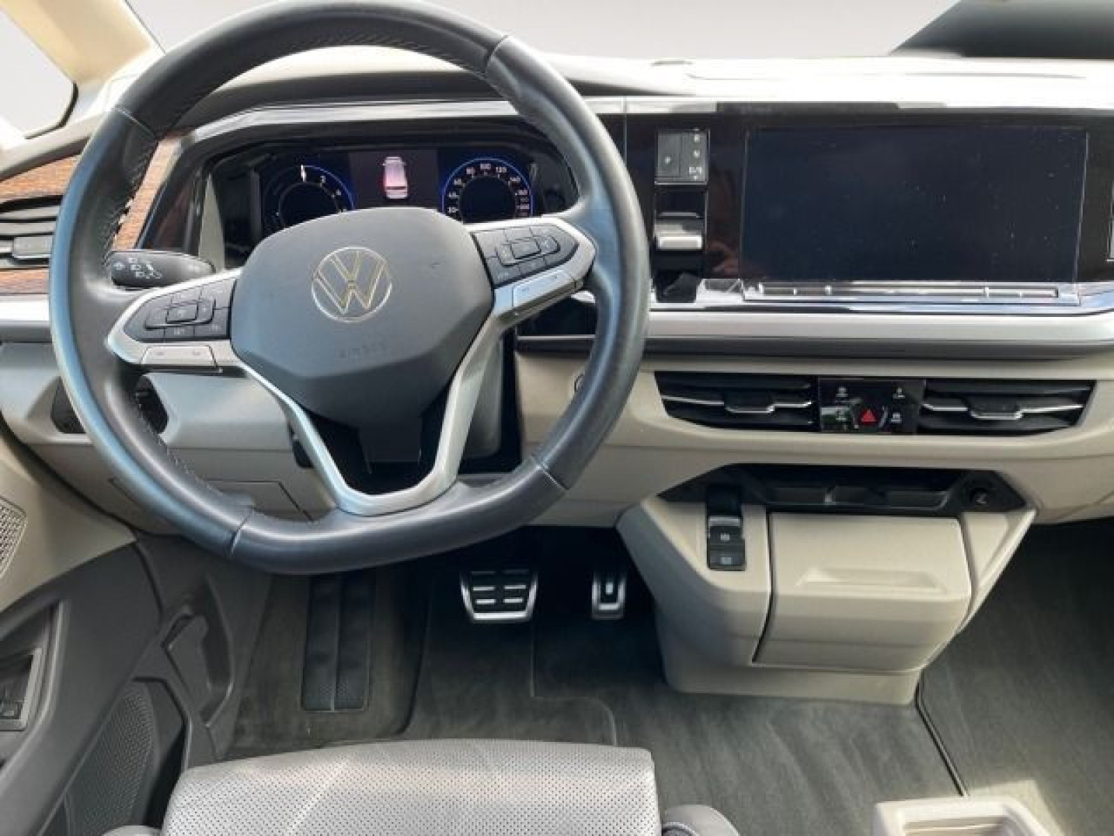 Volkswagen - T7 Multivan_11