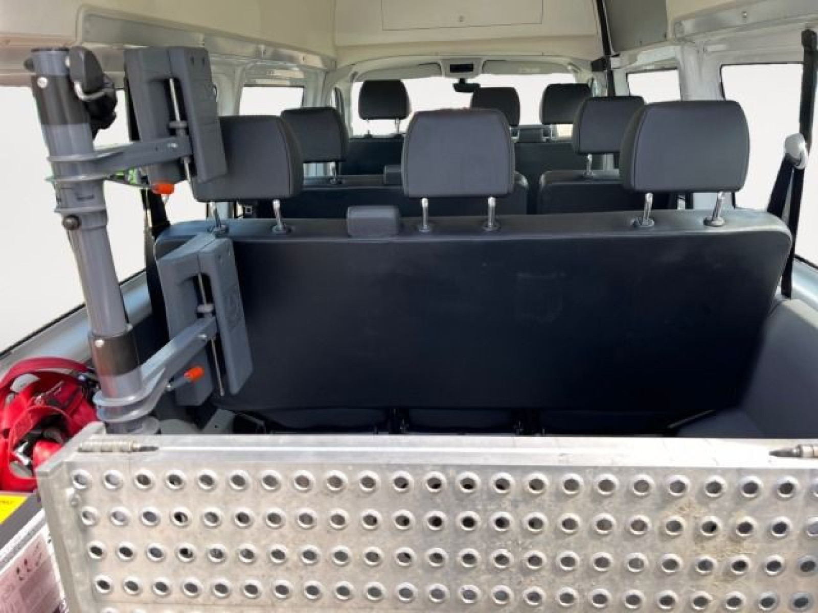 Volkswagen - T6.1 Kombi_11