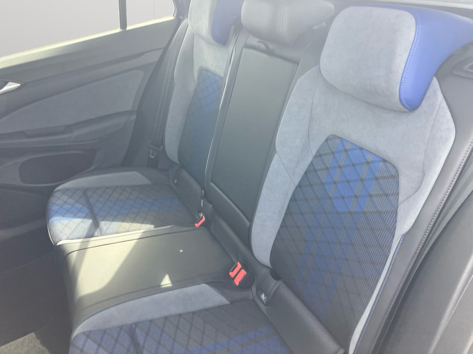 Volkswagen - Golf Variant_13