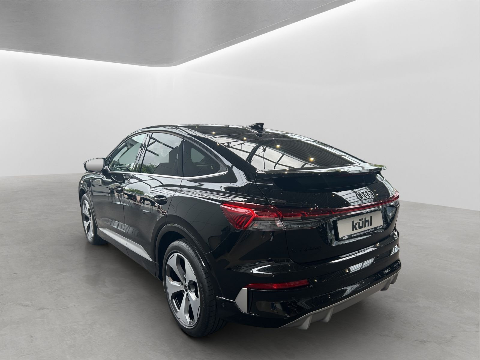 Audi - Q4 e-tron_3