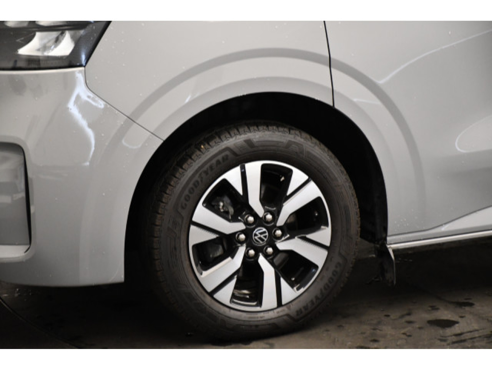 Volkswagen - T7 Caravelle_15