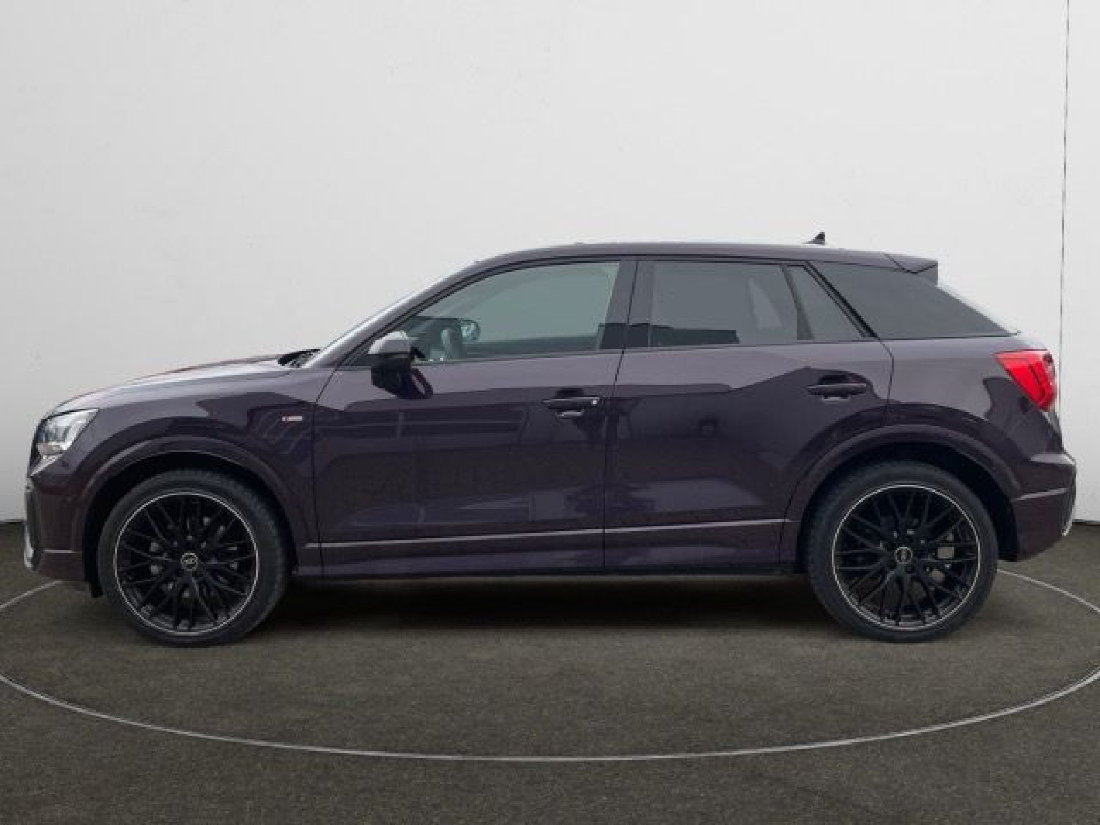 Audi - Q2_3