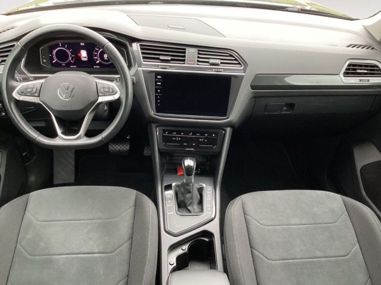 Volkswagen - Tiguan_9