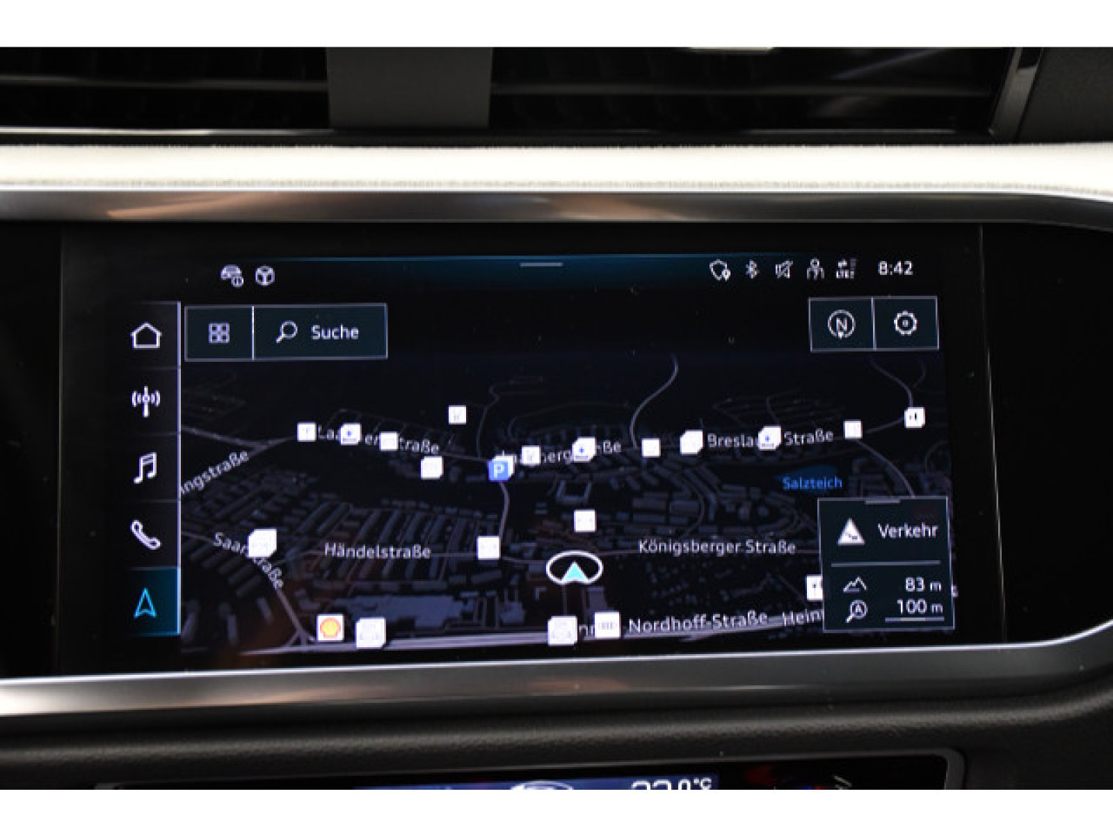Audi - Q3_9