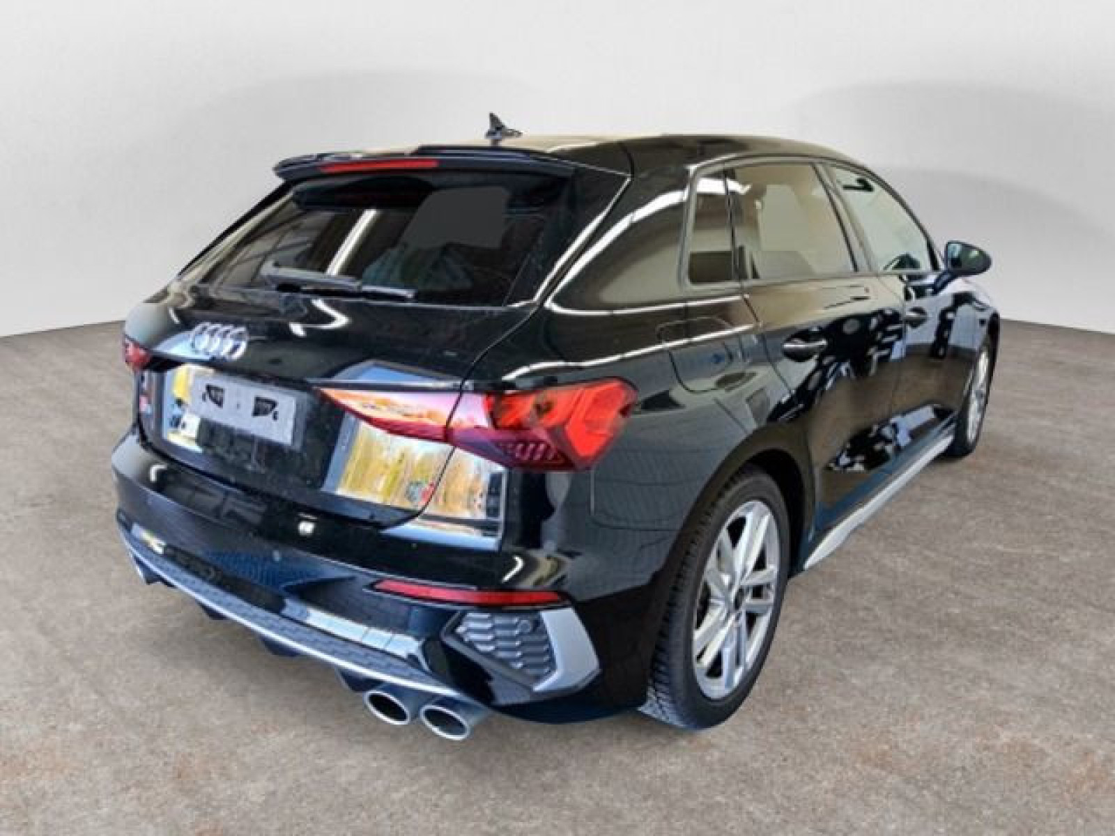 diagonalansicht-hinten-aussen