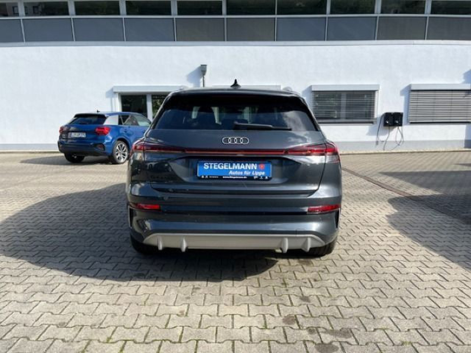 Audi - Q4 e-tron_6