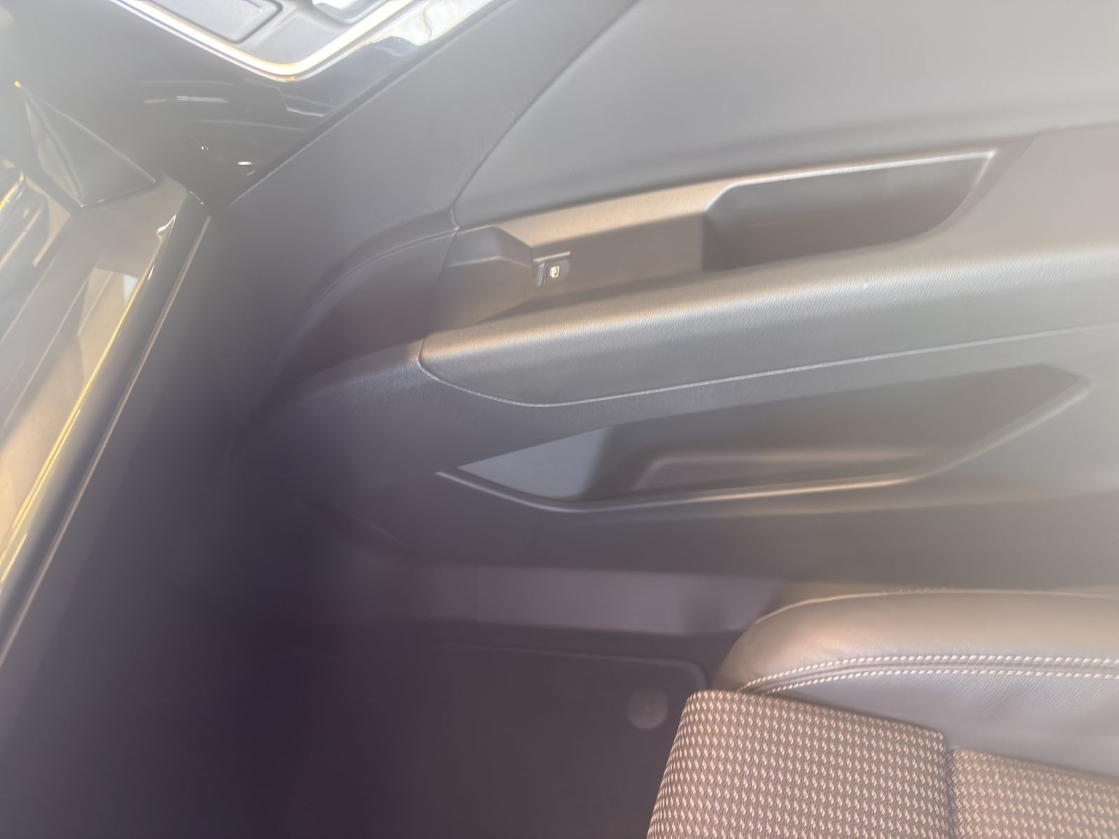 Audi - Q4 e-tron_16