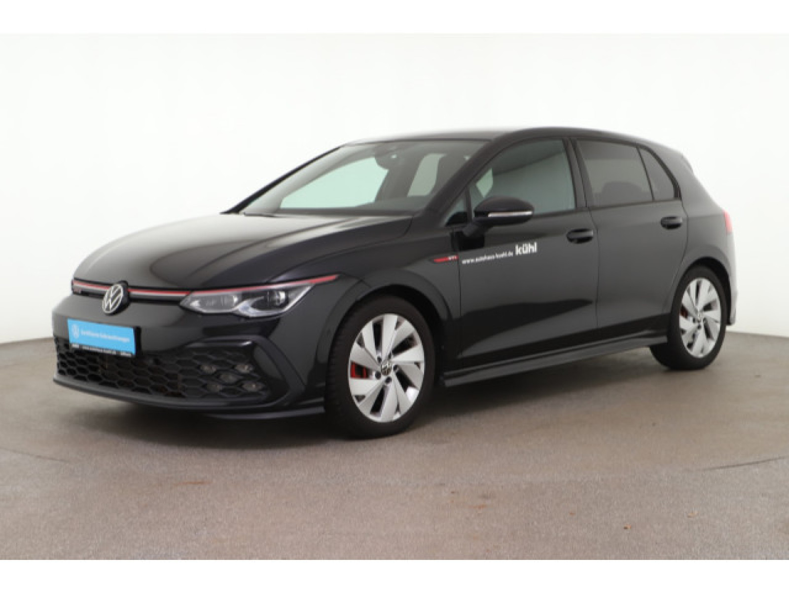 diagonal-frontansicht-aussen