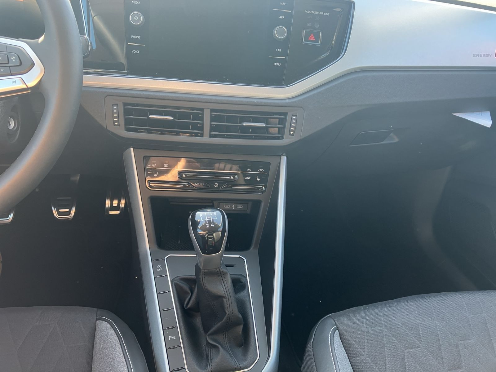 Volkswagen - Polo_14