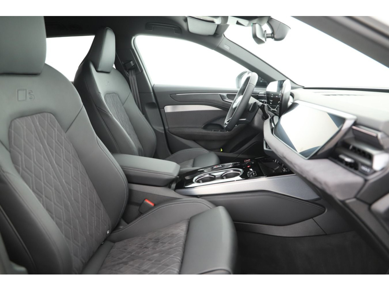 Audi - A6 Avant_8