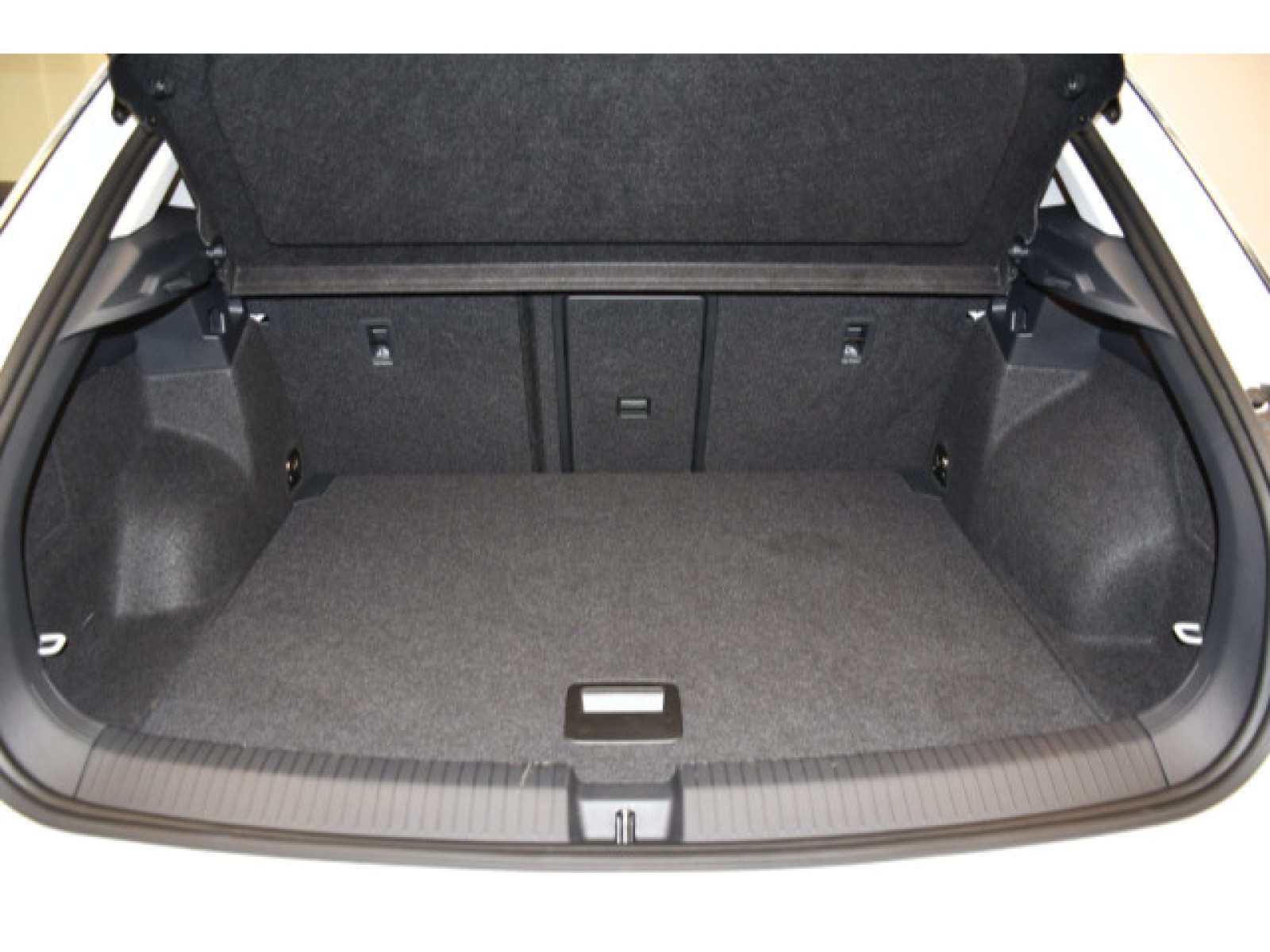 Volkswagen - T-Roc_9