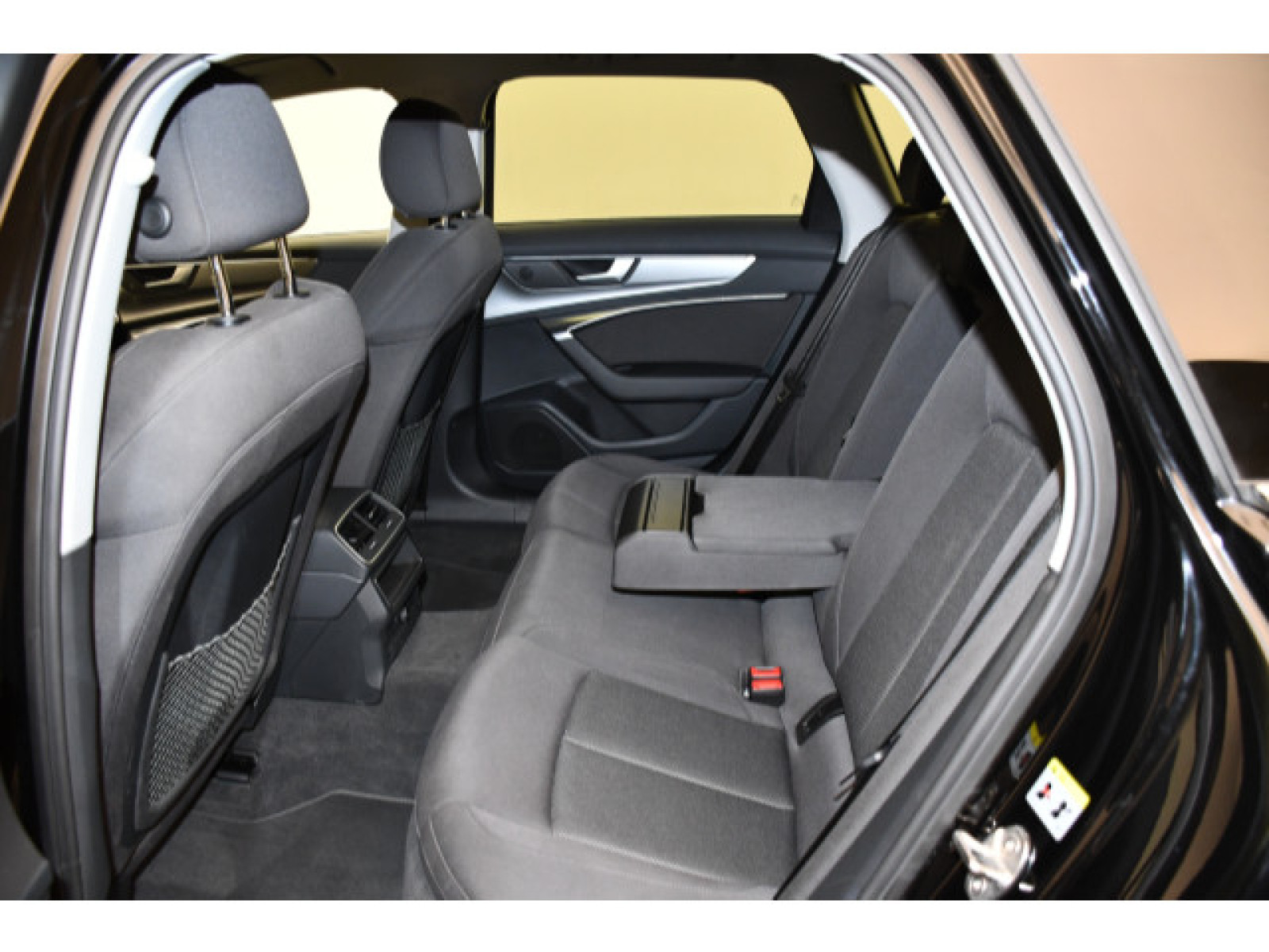 Audi - A6 Avant_9