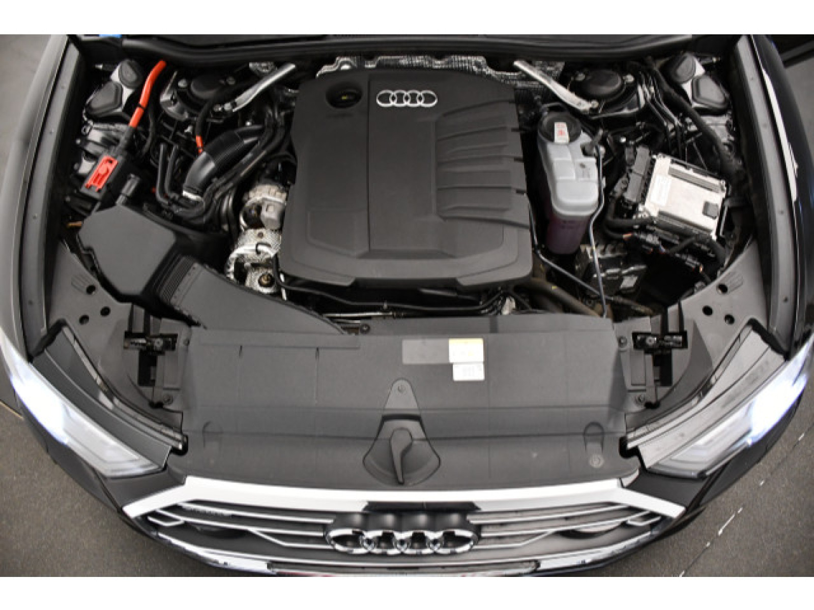 Audi - A6 Avant_12