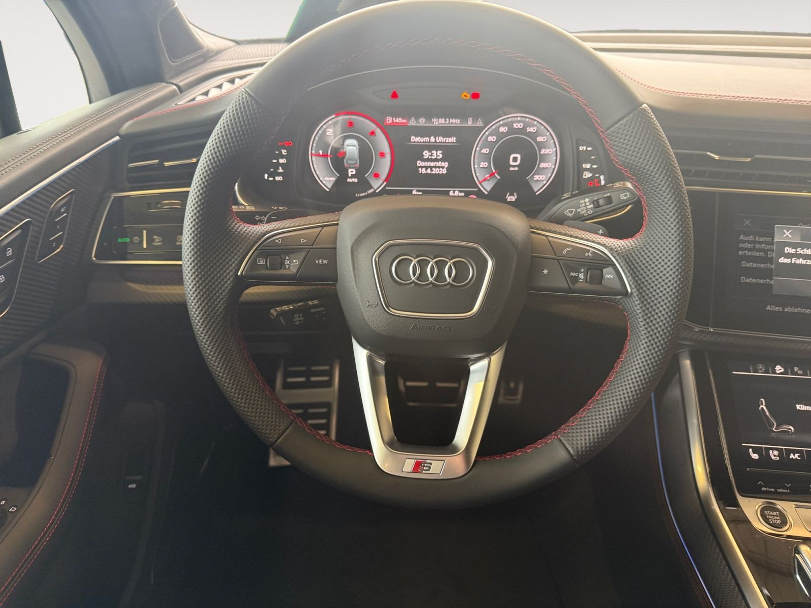 Audi - Q7_13