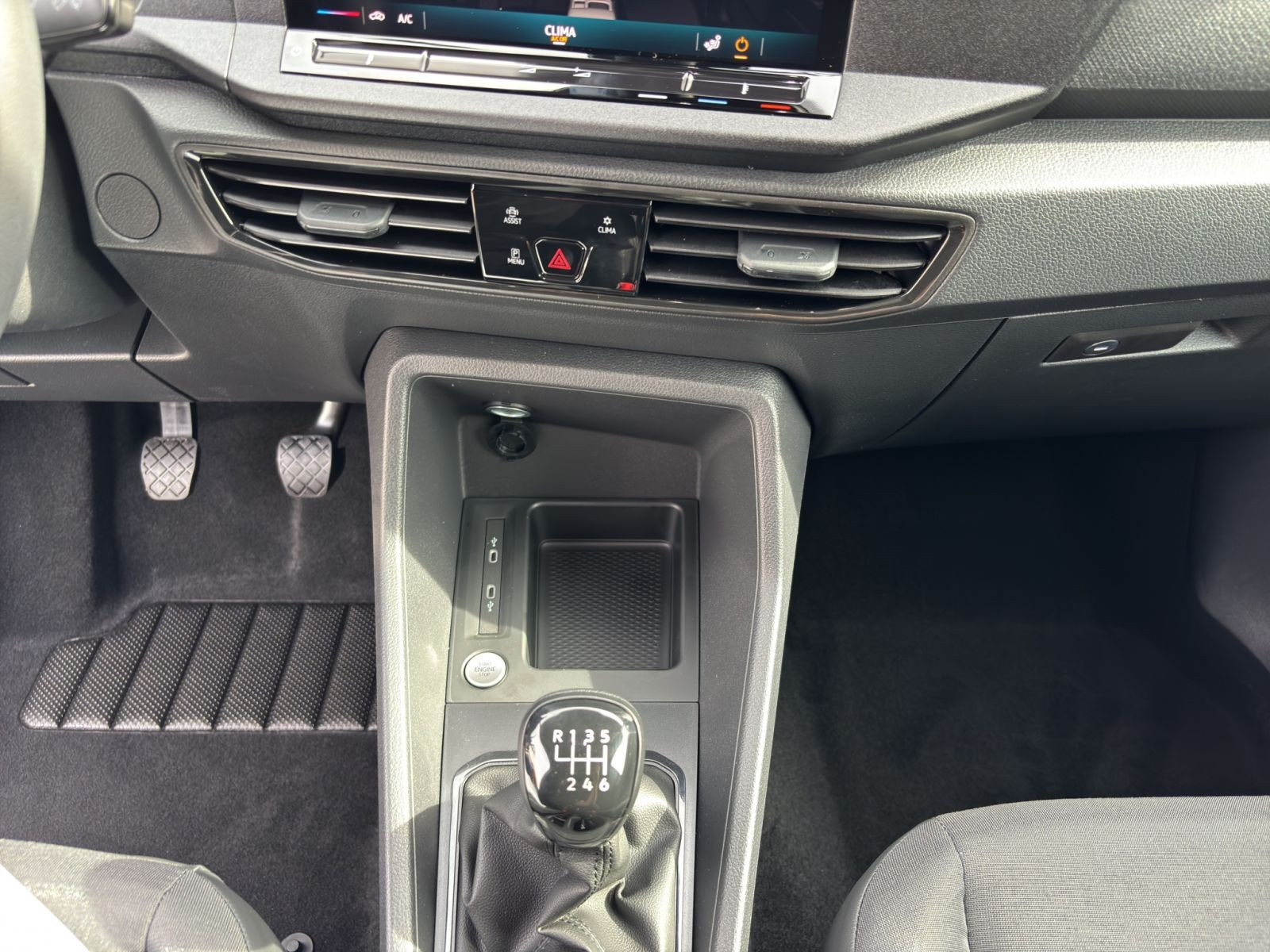 Volkswagen - Caddy Maxi_14