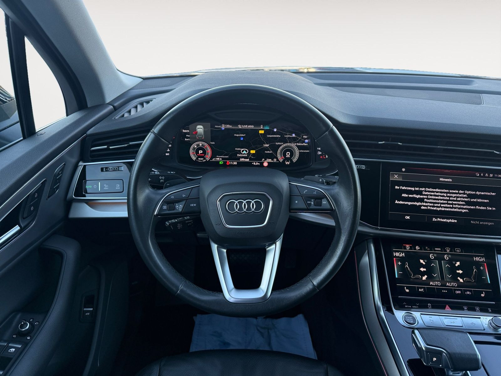 Audi - Q7_13