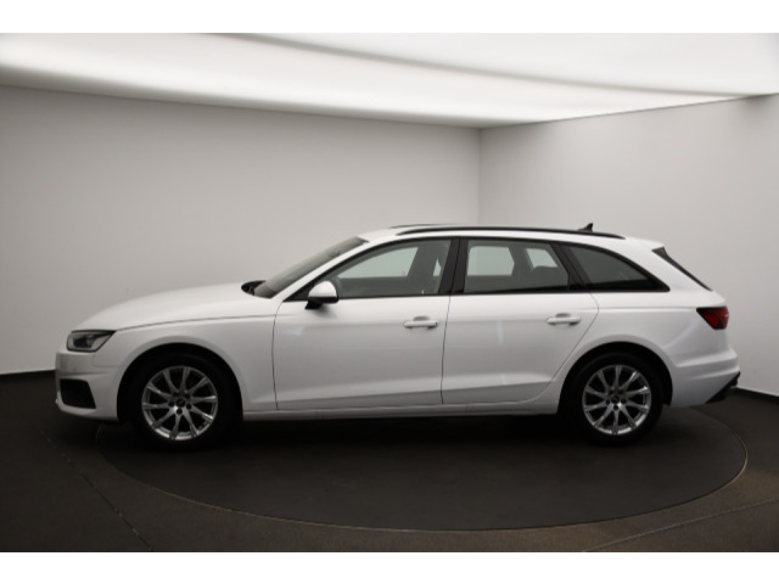 Audi - A4 Avant_14