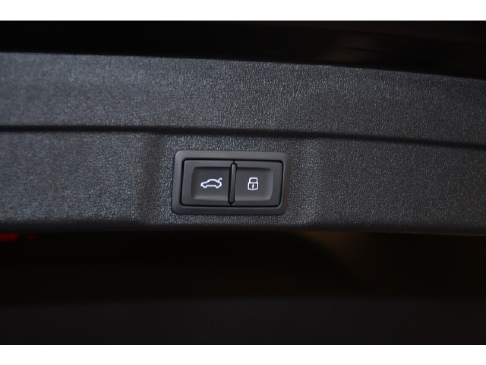 Audi - S5 Limousine_14