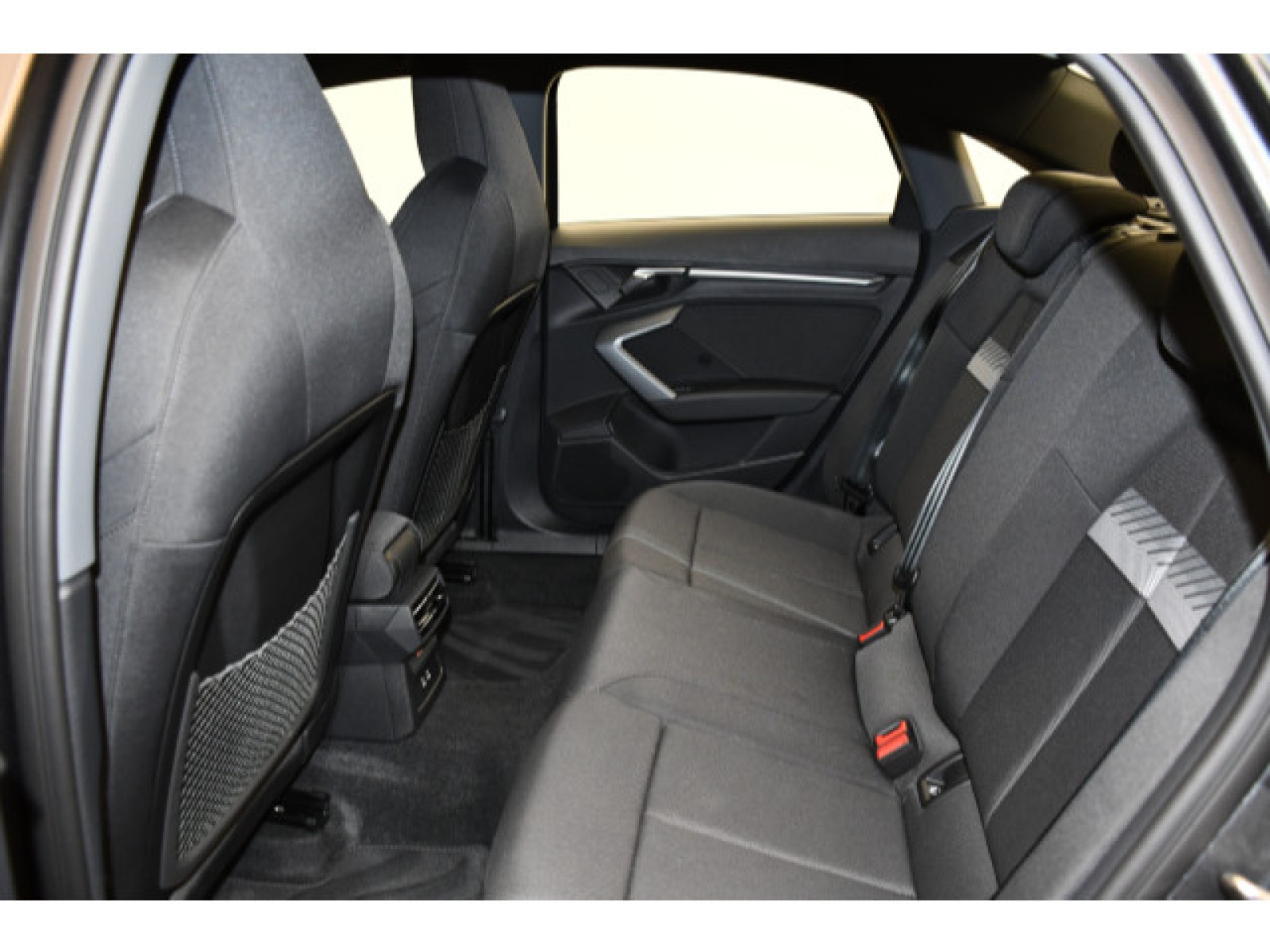 Audi - A3 Limousine_11