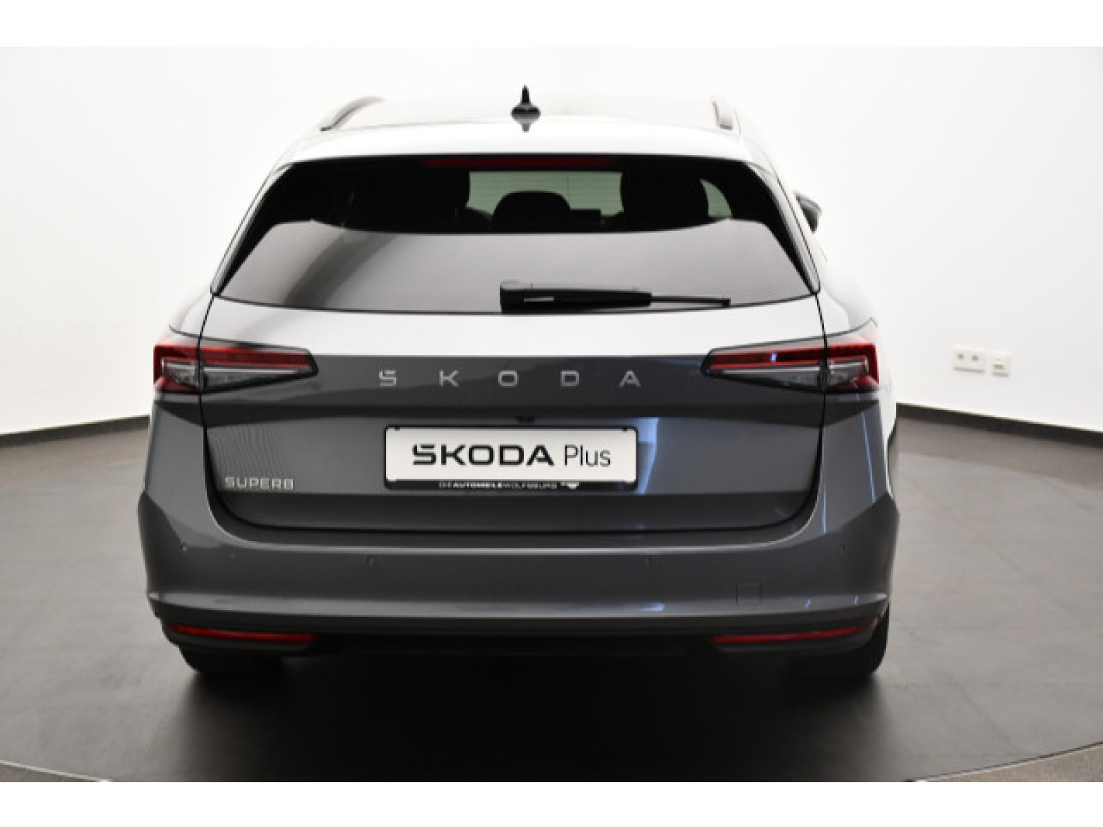 heckansicht-aussen heckansicht-aussen