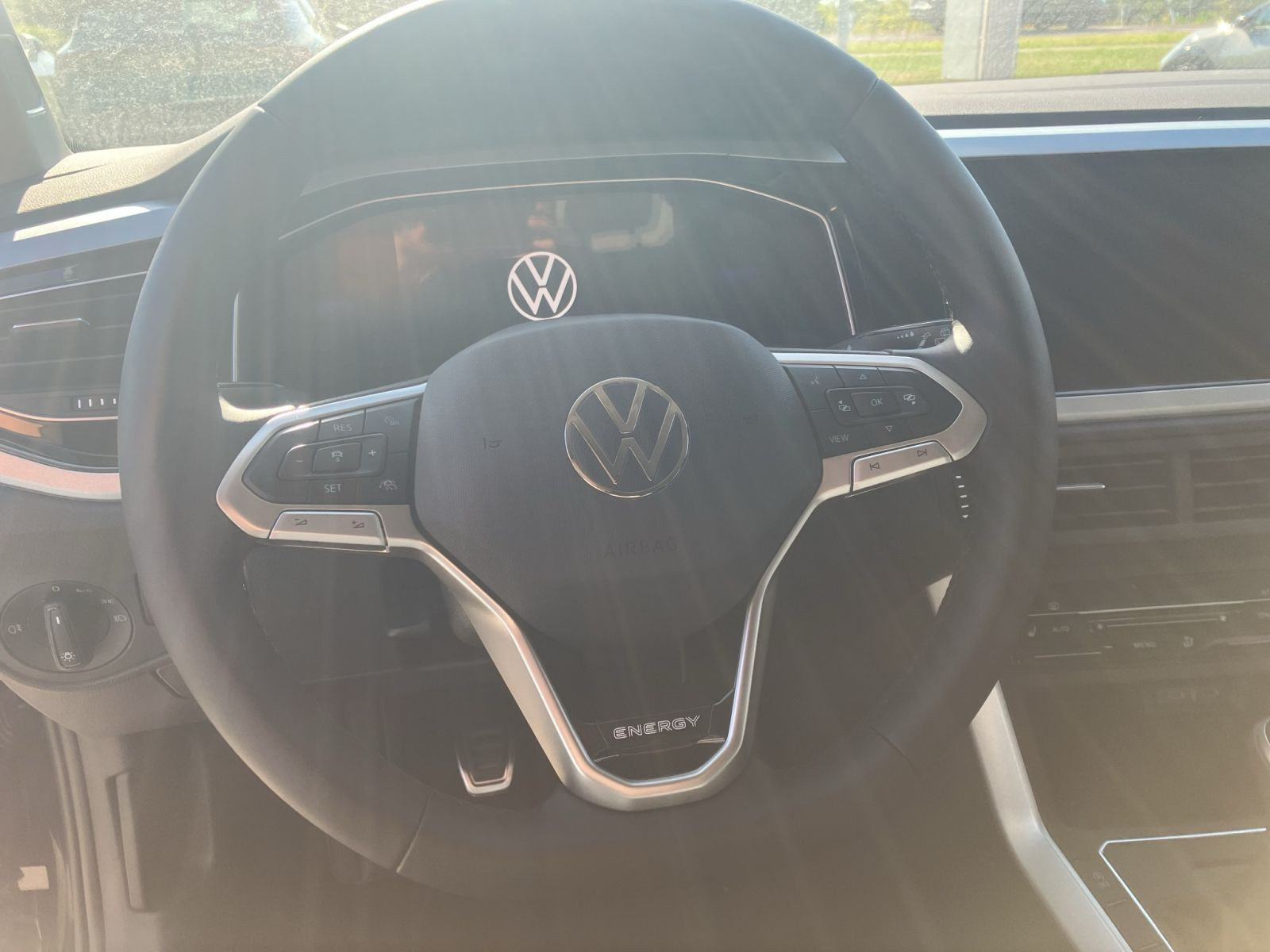 Volkswagen - Polo_11
