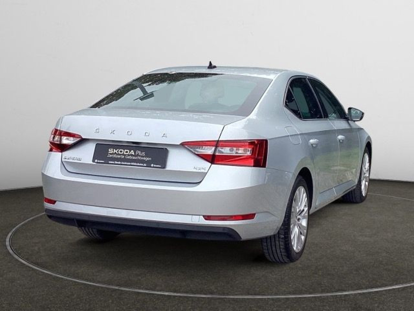 Škoda - Superb_5