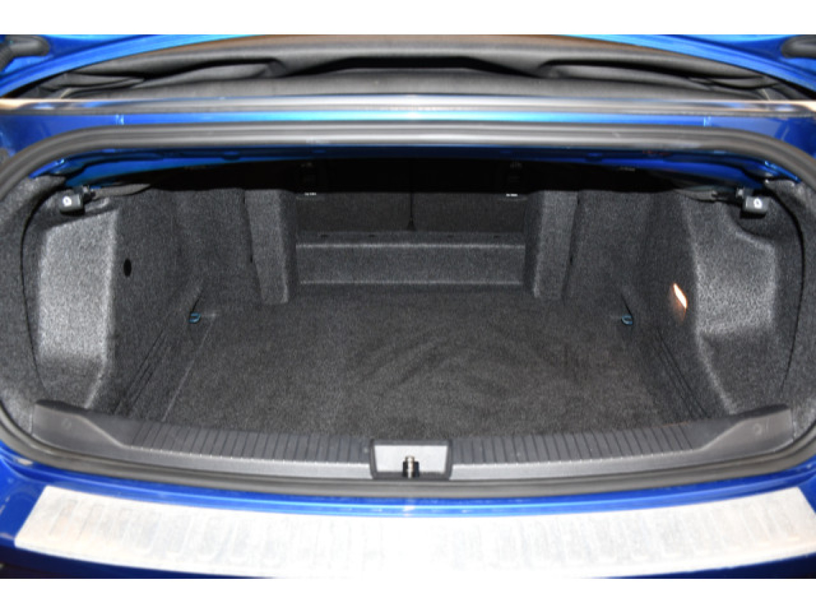 Volkswagen - T-Roc Cabriolet_11