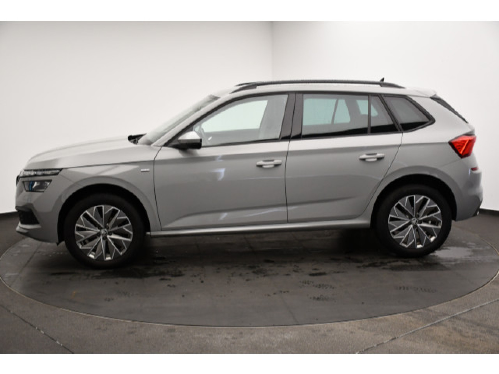 Škoda - Kamiq_16