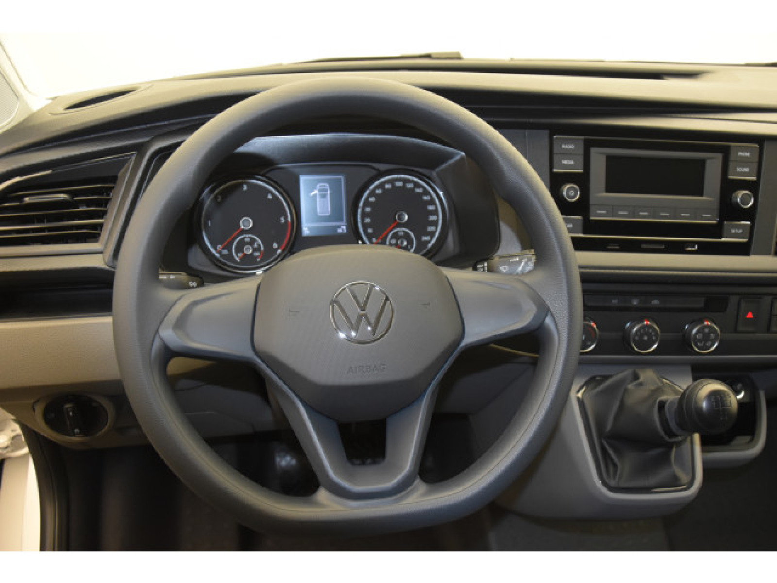 Volkswagen - T6.1 Transporter_5