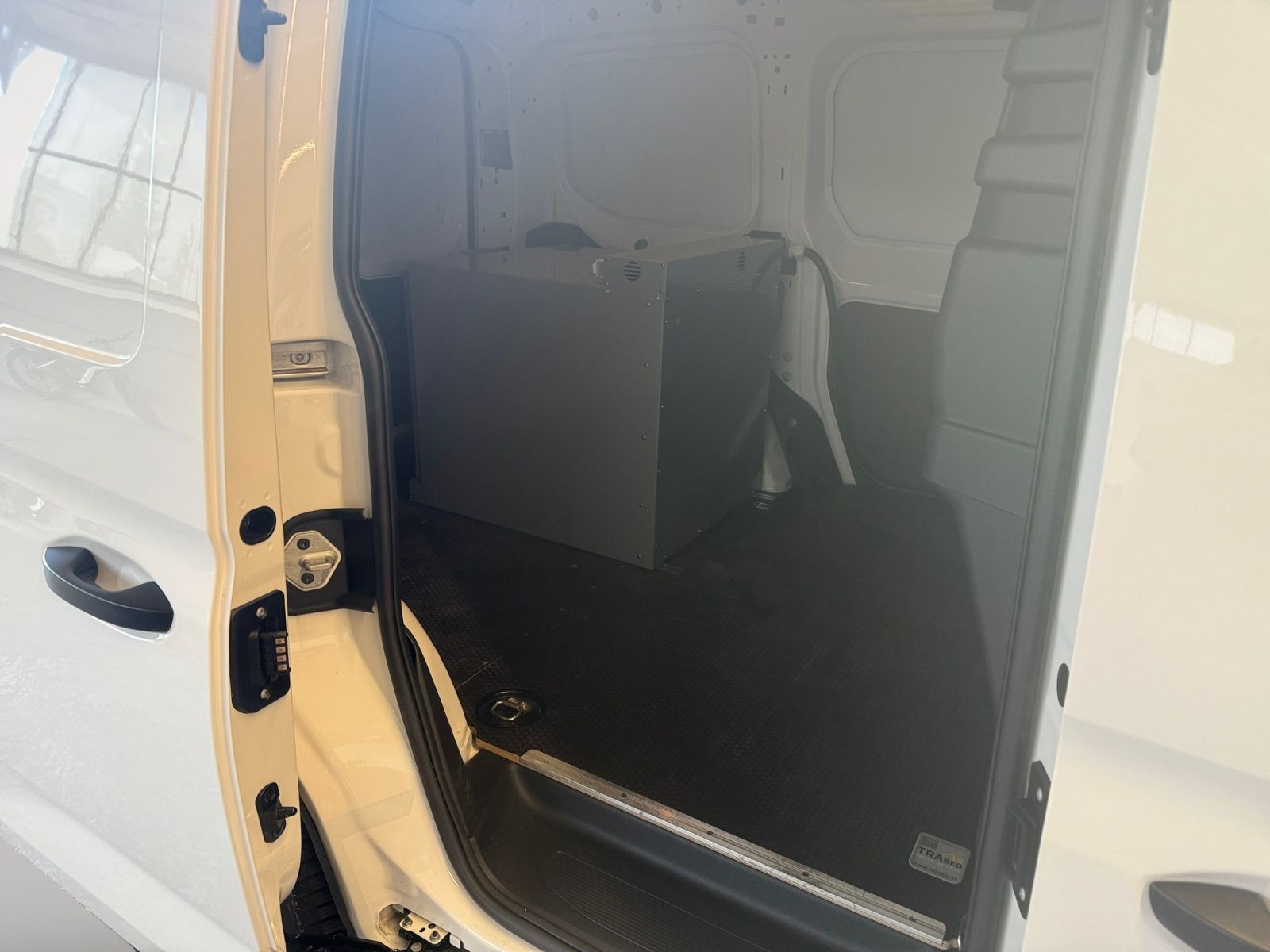 Volkswagen - Caddy_14