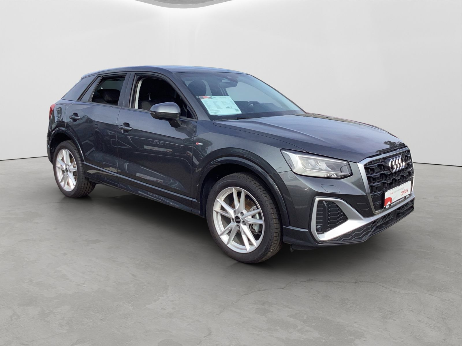 Audi - Q2_6