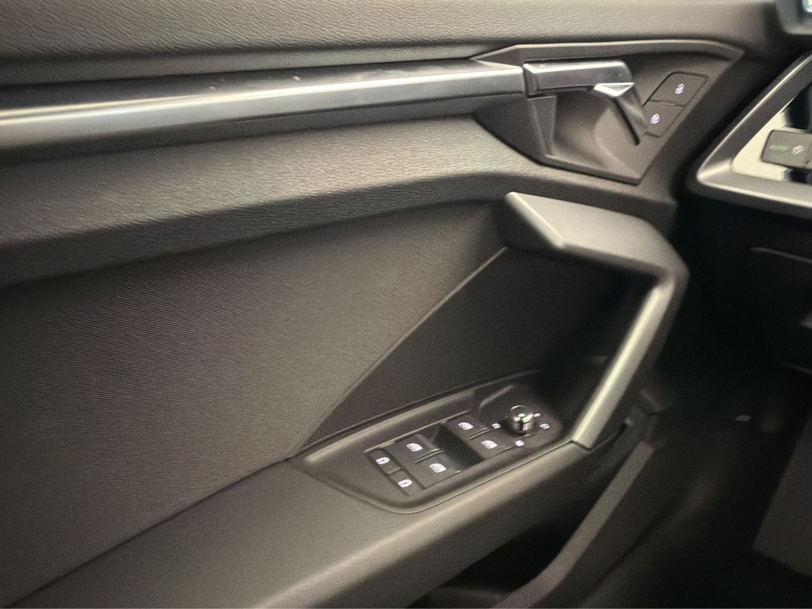 Audi - A3 Limousine_16