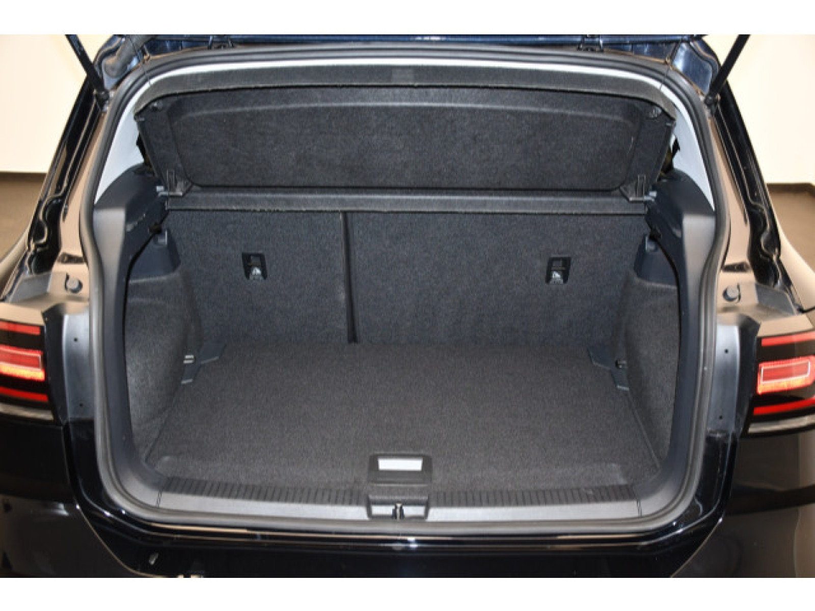 Volkswagen - T-Cross_9