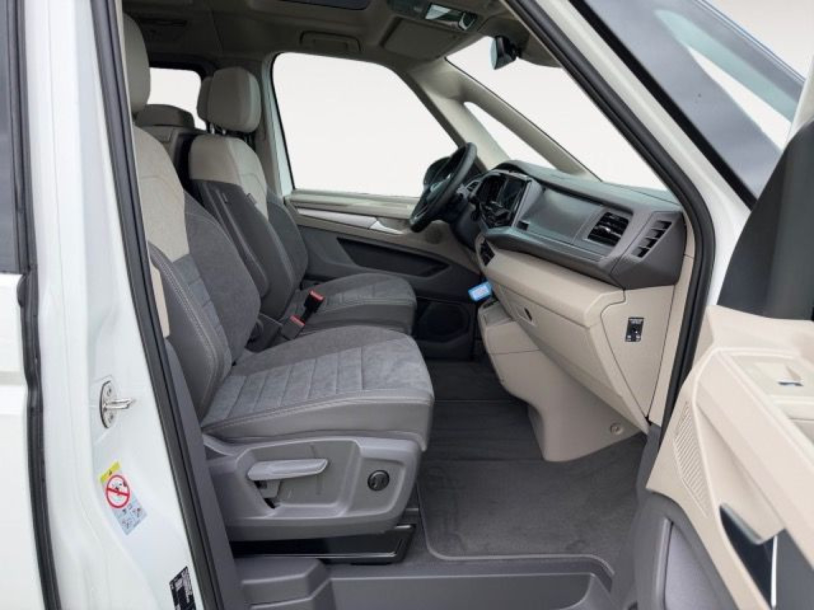 Volkswagen - T7 Multivan_16