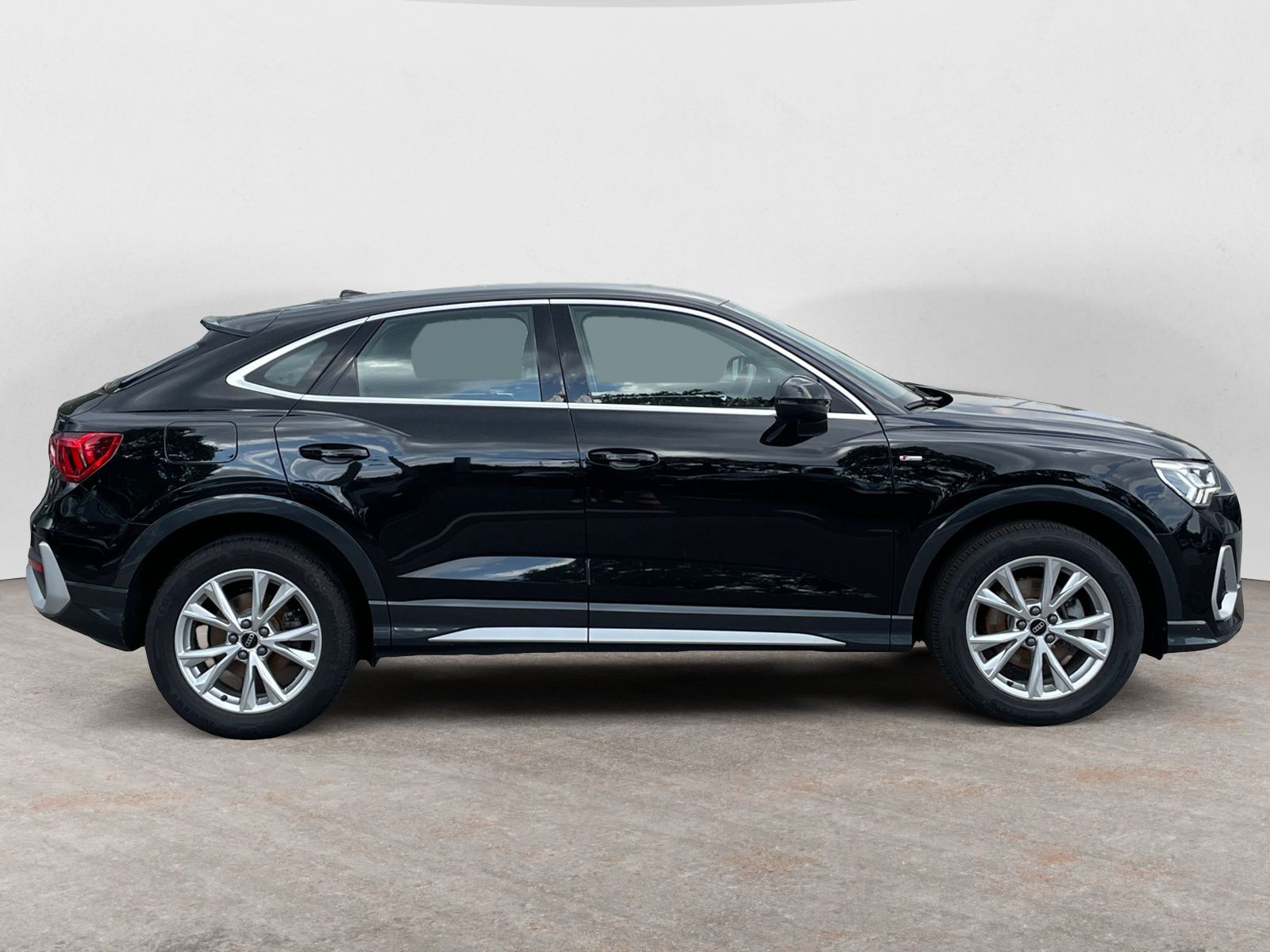 Audi - Q3 Sportback_7