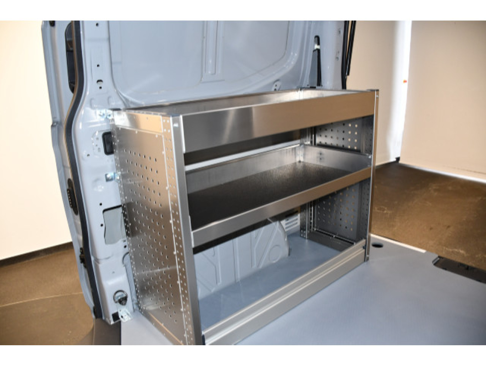 Volkswagen - New Transporter_13