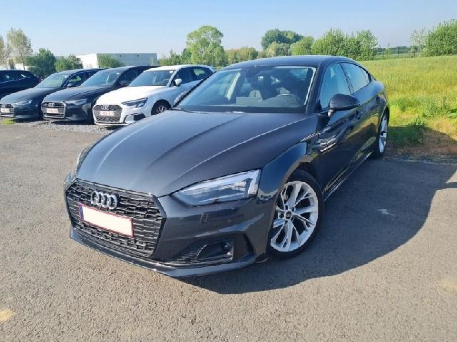 diagonal-frontansicht-aussen