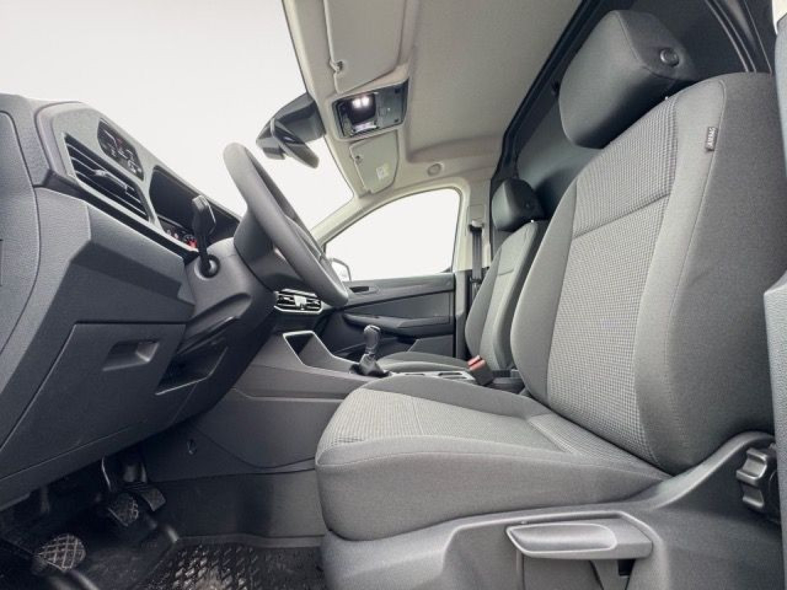 Volkswagen - Caddy_10